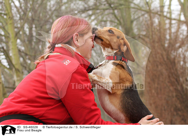 Frau und Beagle / woman and Beagle / SS-46028