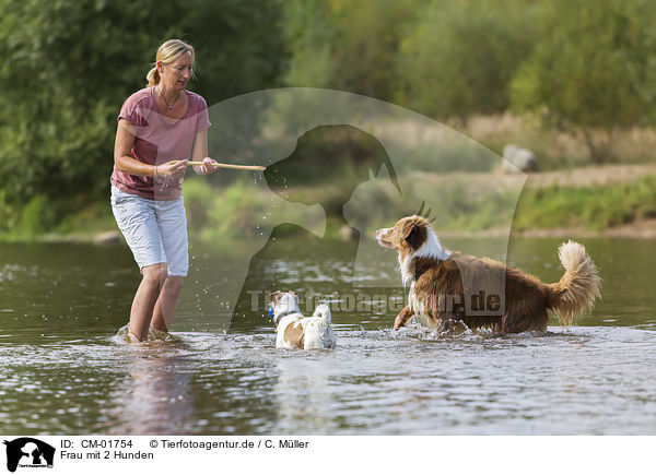Frau mit 2 Hunden / woman with 2 Dogs / CM-01754