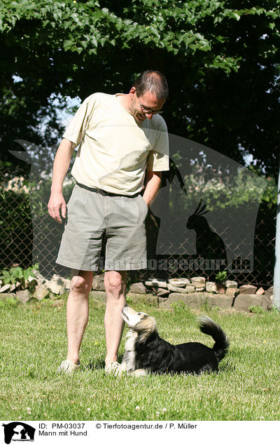 Mann mit Hund / PM-03037