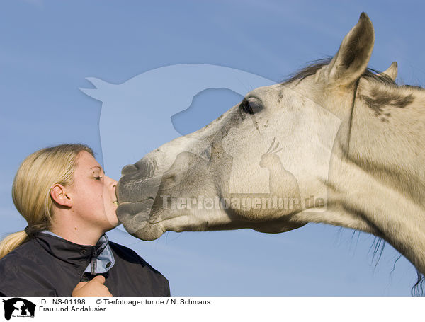Frau und Andalusier / woman and Andalusian horse / NS-01198