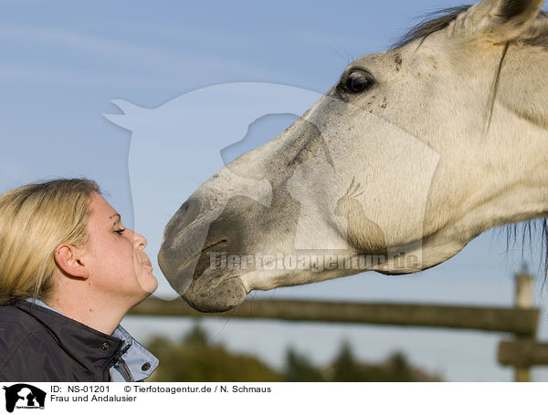 Frau und Andalusier / woman and Andalusian horse / NS-01201