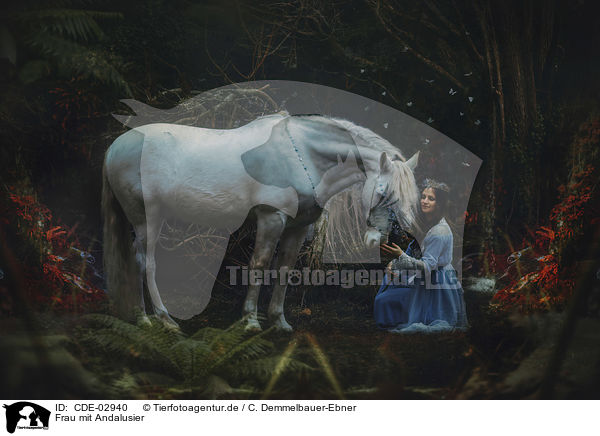 Frau mit Andalusier / woman with Andalusian Horse / CDE-02940