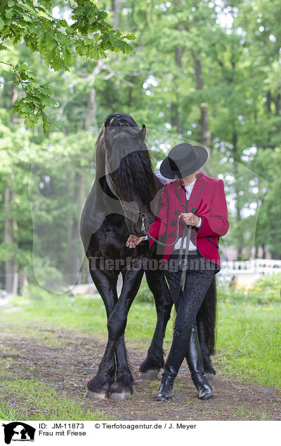 Frau mit Friese / woman with Friesian horse / JM-11873