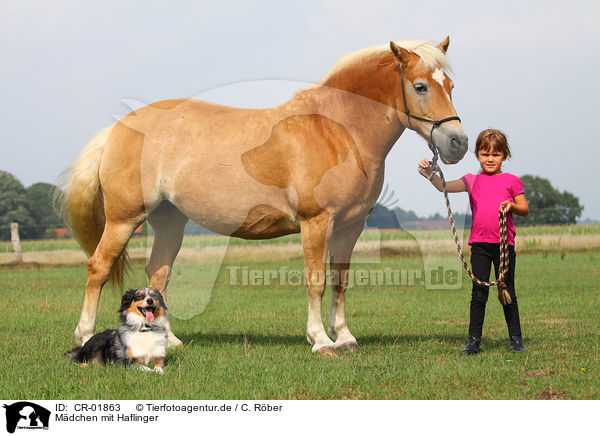 Mdchen mit Haflinger / girl with haflinger horse / CR-01863