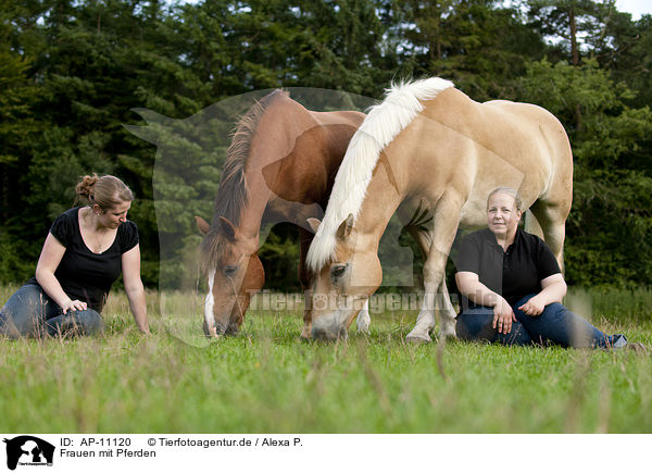 Frauen mit Pferden / women with horses / AP-11120