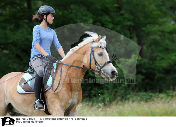 Frau reitet Haflinger / woman rides Haflinger / NS-04537