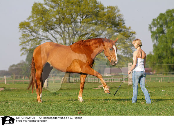 Frau mit Hannoveraner / woman with Hanoverian horse / CR-02105
