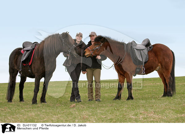 Menschen und Pferde / people and horses / DJ-01132