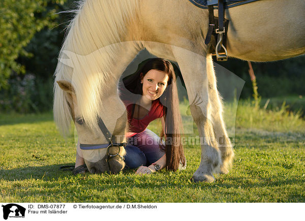 Frau mit Islnder / woman with Icelandic horse / DMS-07877