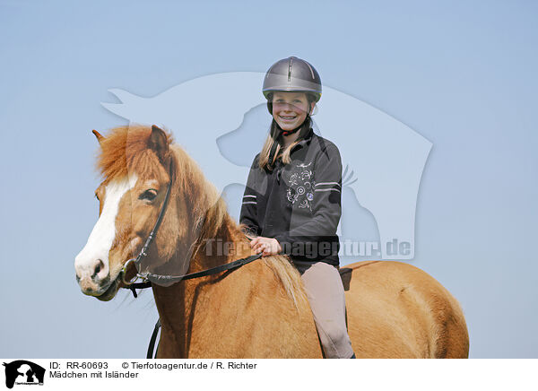 Mdchen mit Islnder / girl with Icelandic Horse / RR-60693