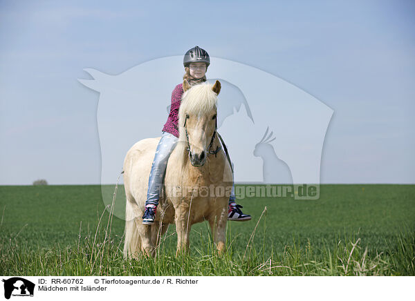 Mdchen mit Islnder / girl with Icelandic Horse / RR-60762