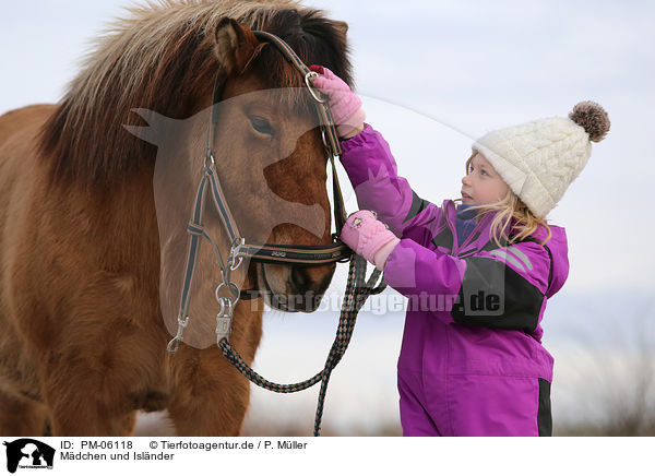 Mdchen und Islnder / girl and Icelandic horse / PM-06118