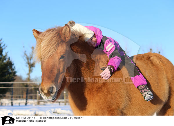 Mdchen und Islnder / girl and Icelandic horse / PM-06147