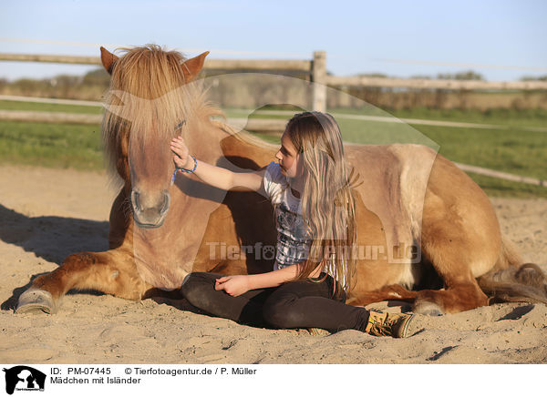 Mdchen mit Islnder / girl with Icelandic Horse / PM-07445
