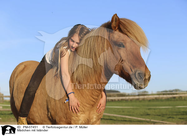 Mdchen mit Islnder / girl with Icelandic Horse / PM-07451