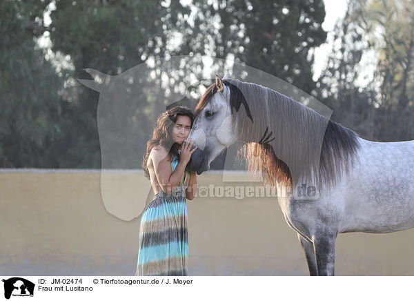 Frau mit Lusitano / woman with Lusitano / JM-02474