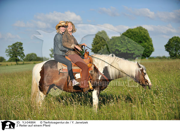 2 Reiter auf einem Pferd / Riders on horse / YJ-04884