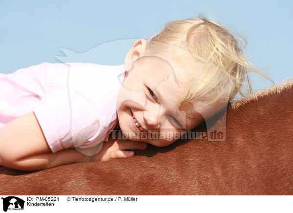 Kinderreiten / riding kid / PM-05221