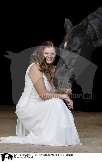 Braut und Pferd / bride and horse / RR-90215
