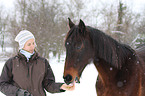 Frau mit Warmblut