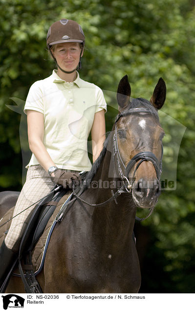 Reiterin / horsewoman / NS-02036