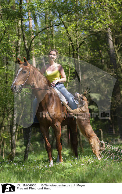 Frau mit Pferd und Hund / woman with horse an dog / JM-04030