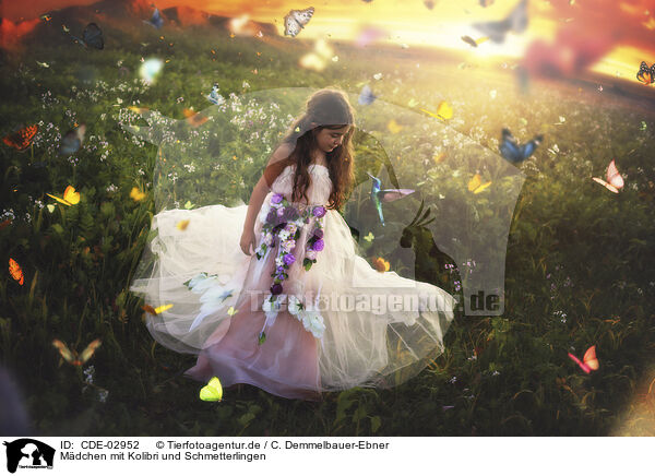 Mdchen mit Kolibri und Schmetterlingen / girl with Colibri and Butterflies / CDE-02952